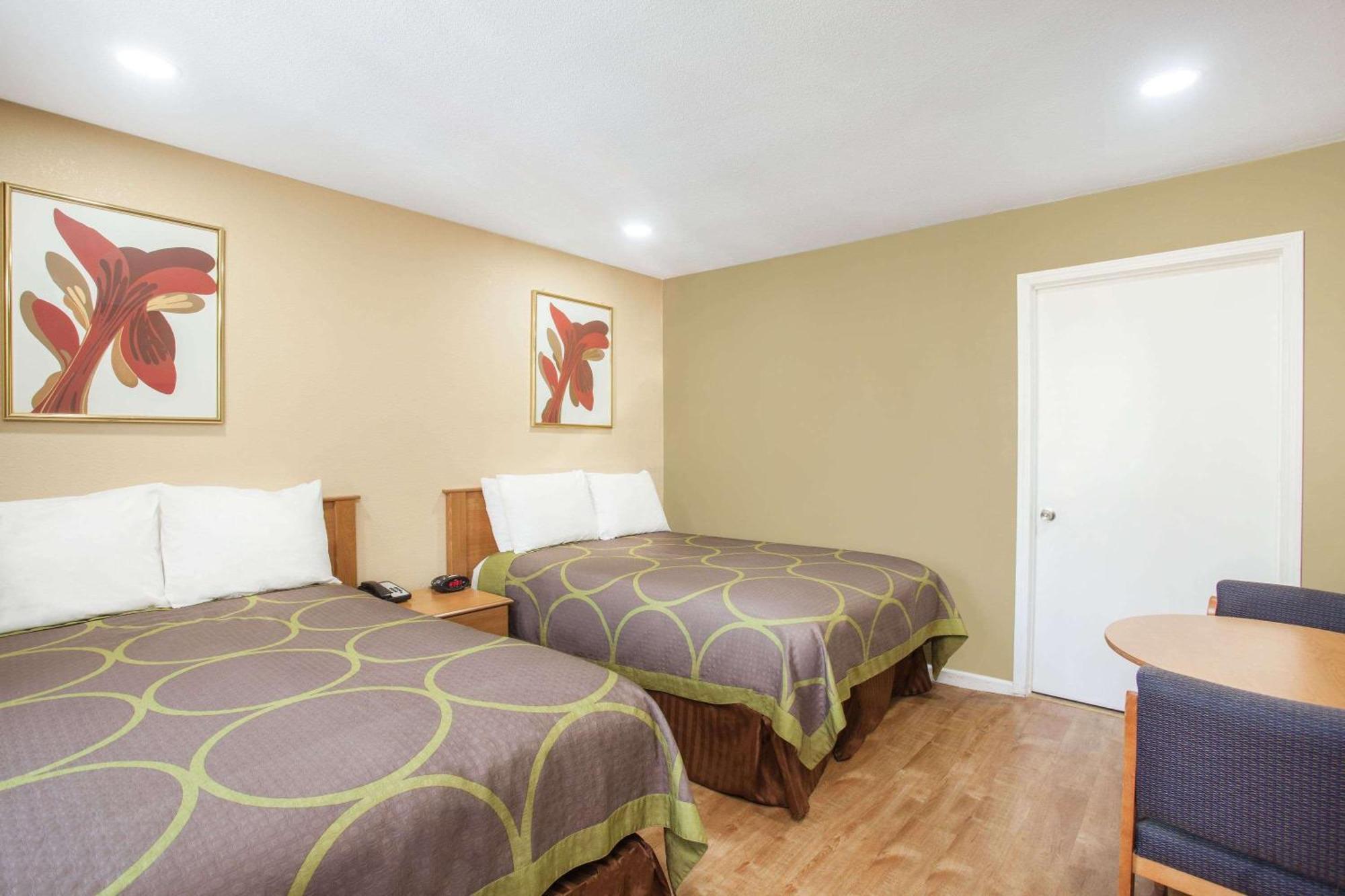 ซูเปอร์ 8 บาย วินด์แฮม เรดแลนด์/ซานเบอร์นาร์ดิโน Motel เรดแลนด์ส ภายนอก รูปภาพ