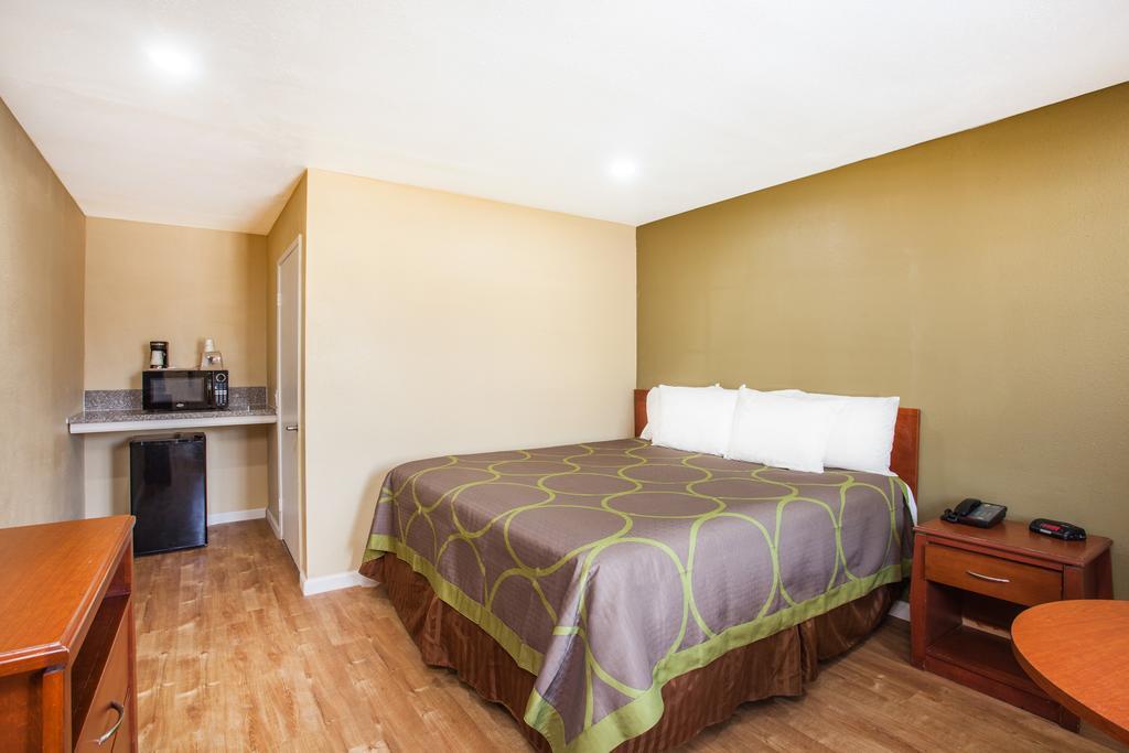 ซูเปอร์ 8 บาย วินด์แฮม เรดแลนด์/ซานเบอร์นาร์ดิโน Motel เรดแลนด์ส ภายนอก รูปภาพ